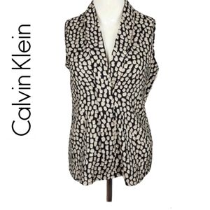 Calvin Klein Sleeveless V-neck Top‎